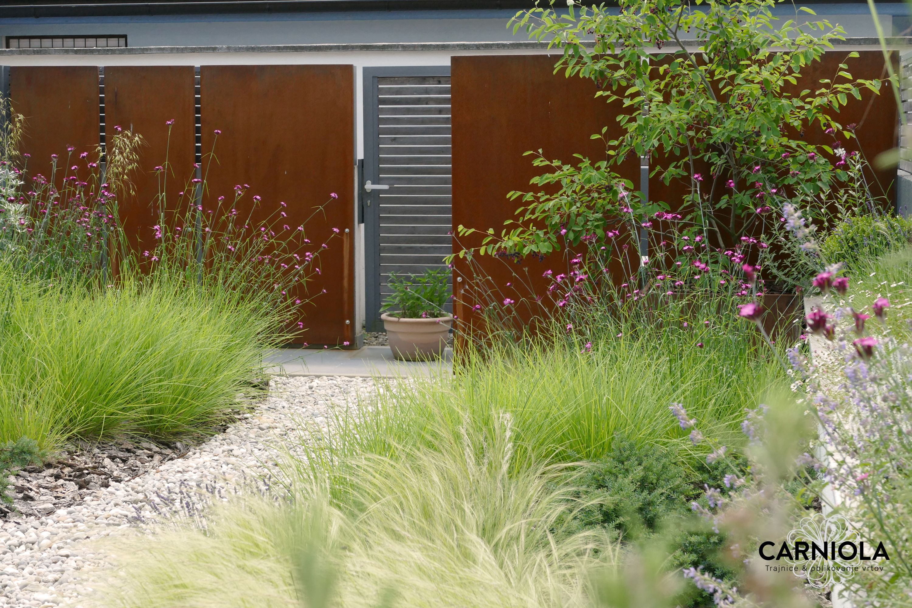 majhen slovenski vrt