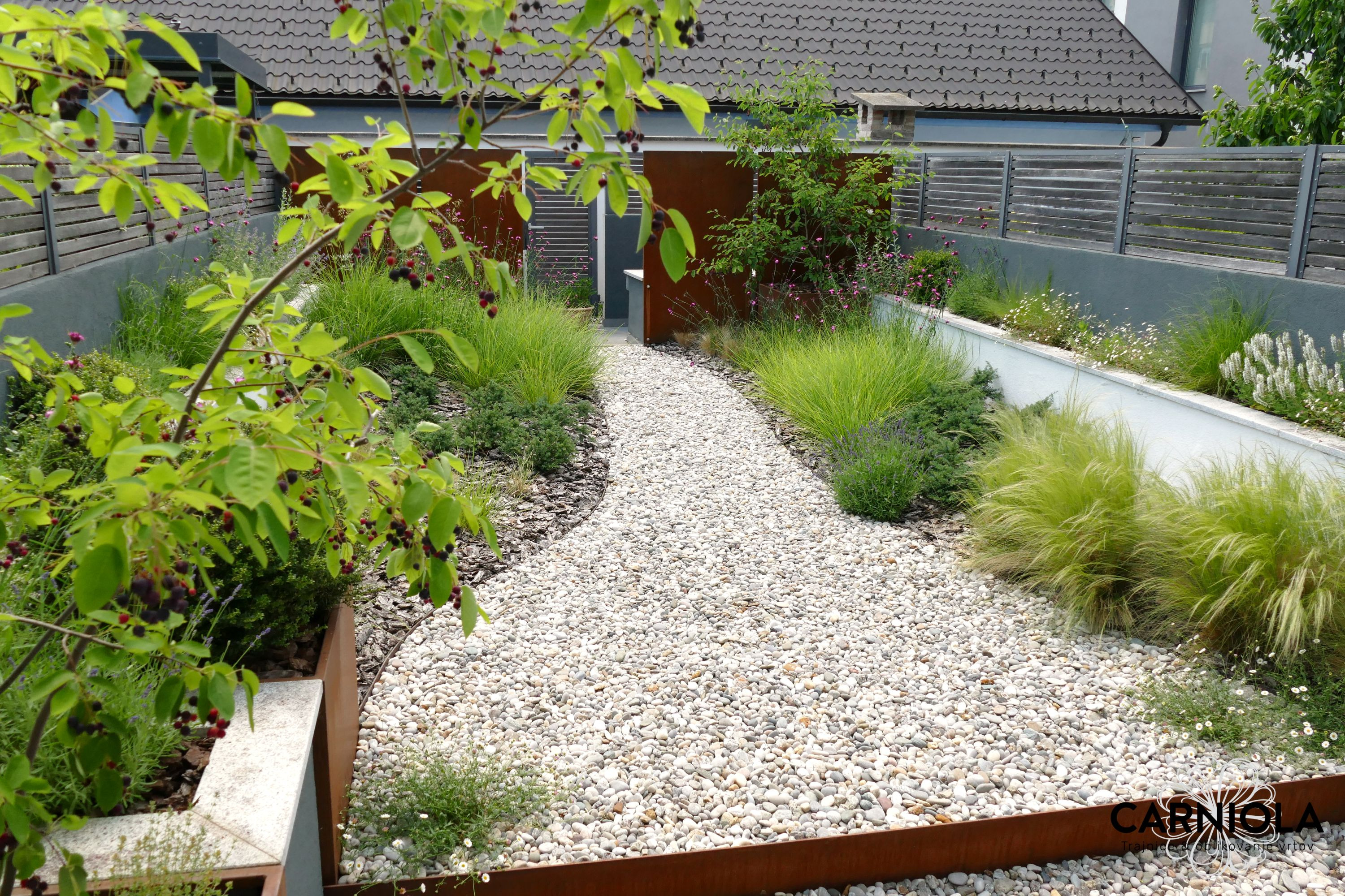 Preobrazba majhnega vrta v Mariboru